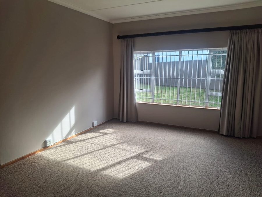4 Bedroom Property for Sale in Vanes Estate Eastern Cape